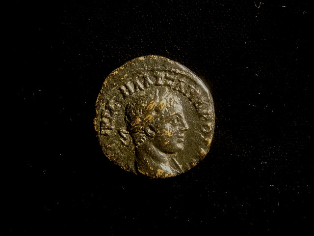 SEVERUS ALEXANDER. 222-235 AD. NICAEA. AE 20. Three standards. Nice! +