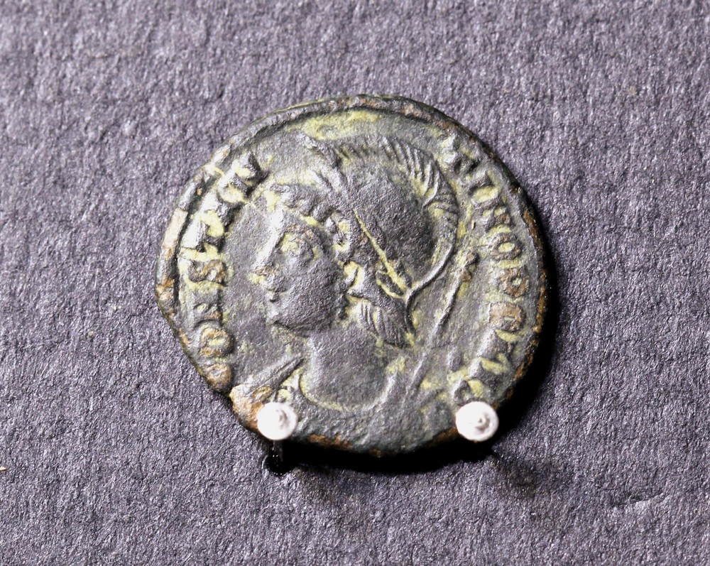 330-333 AD Constantinople Commemmorative AE3 follis, Antioch mint, Strong strike