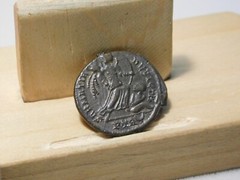 Roman Imperial Constantine I, AE 3, Sarmatia Devicta rev.