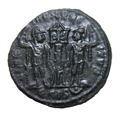 CONSTANTINE II. AE 3. SISCIA MINT, CIRCA 337-340 AD. TWO SOLDIERS REVERSE.
