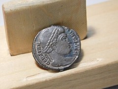 Roman Imperial Constantine I, AE 3, Sarmatia Devicta rev.