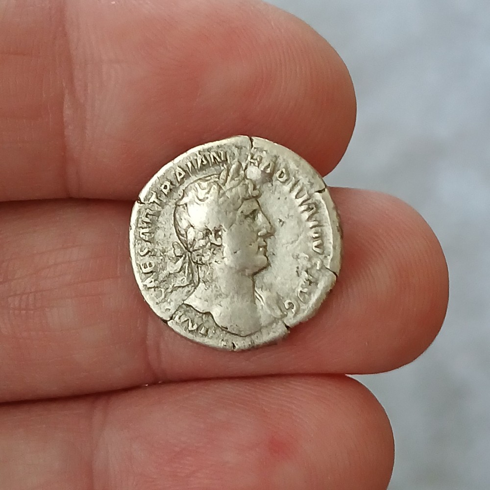 Hadrian Denanrius (117-138AD)