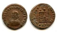 Bronze camp-gate follis of Licinius II (317-324 AD), Heraclea, Roman Empire (RIC