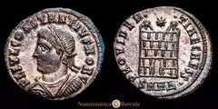 Constancio II Follis (2,46g) 327-328 d.C. Heraclea RIC-78 EBC+