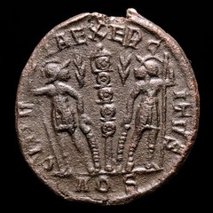*Lucernae* Delmatius 1/2 Follis GLORIA EXERCITVS Palms / AQS Aquileia 336 AD