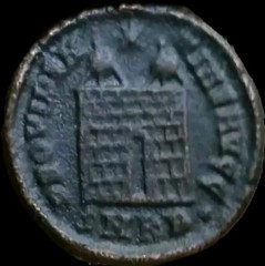 Constantine I The Great 306-337 AD, Roman Imperial . Camp Gate. HIGH GRADE
