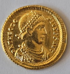 AV Solidus Eastern Roman Empire Theodosius I AD 379-395 Sirmium RIC IX, 13c RRR!