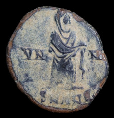 Ancient Roman coin. Divus Constantine I AD 337. Follis Æ 15 mm. 1,29 gramm. #870