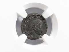 Constantine II Roman Empire AE4 BI Nummus AD 337 NGC Ch AU Soldiers Standards