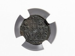 Constantine II Roman Empire AE4 BI Nummus AD 337 NGC Ch AU Soldiers Standards