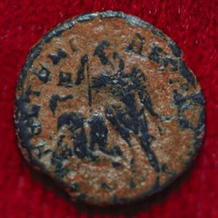 Ancient Roman Empire Coin CONSTANTIUS II Roman Soldier Spearing Fallen Horseman