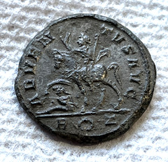 Ancient Roman Empire Coin Silvered AE Probes 276-277 AD. Horse Rider w Captive