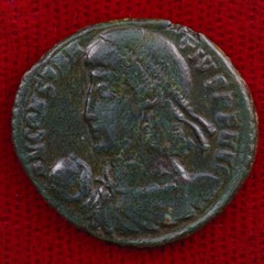Ancient Roman Empire Coin CONSTANTIUS II Emperor In Military Dress Two captives