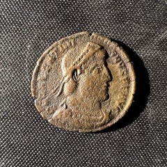 Valentinian I AE3 Ancient Roman Bronze Coin 364-375 AD. Siscia Mint 19mm 2.5g