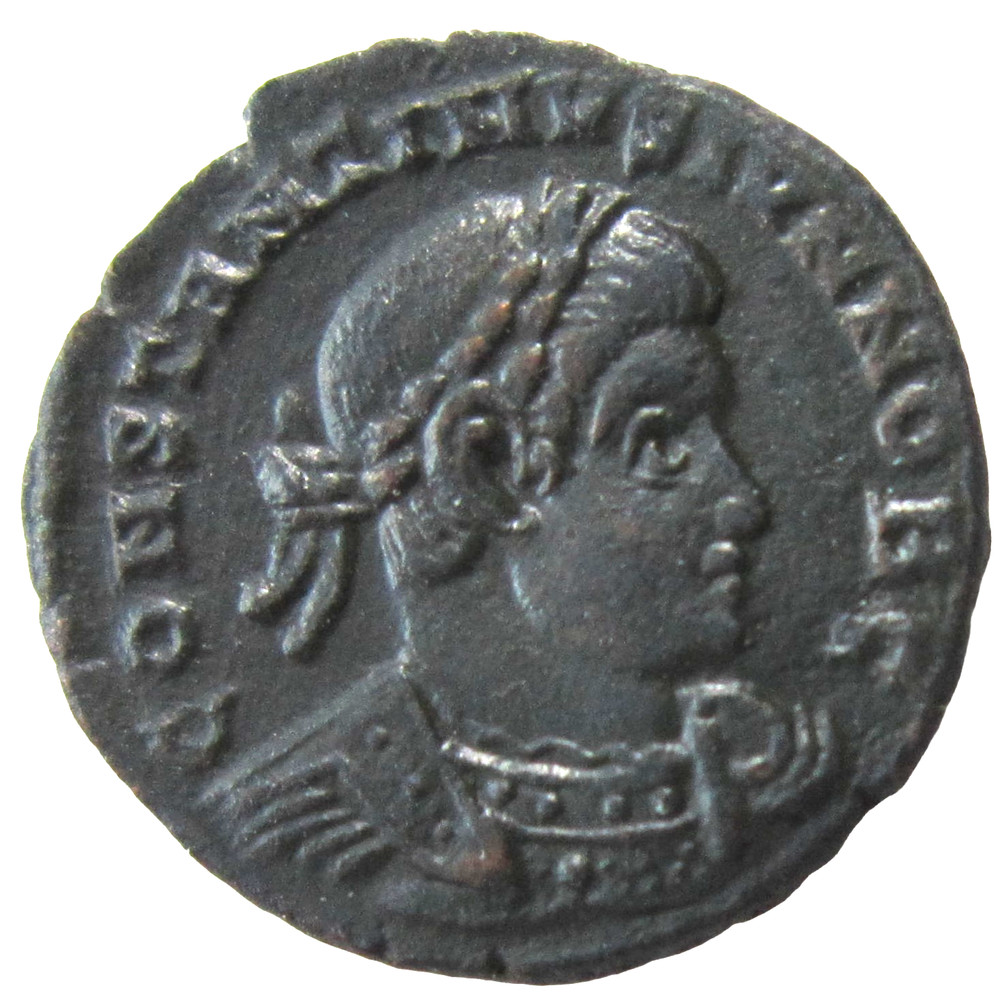 CONSTANTINE II, AS CAESAR. AE FOLLIS, LYON MINT, C. 330-335 AD. TWO SOLDIERS REV