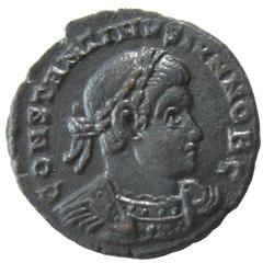 CONSTANTINE II, AS CAESAR. AE FOLLIS, LYON MINT, C. 330-335 AD. TWO SOLDIERS REV