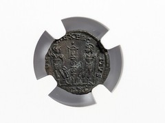 Constantine II Roman Empire AE4 BI Nummus AD 337 NGC Ch AU Soldiers Standards