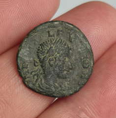 Caracalla (AD 198-217) AE Limes Denarius; Danube Military Mint ver of RIC 16b 2g