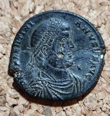 Valentinian I, AD 364-375. (AE1, 26 mm), Nikomedia