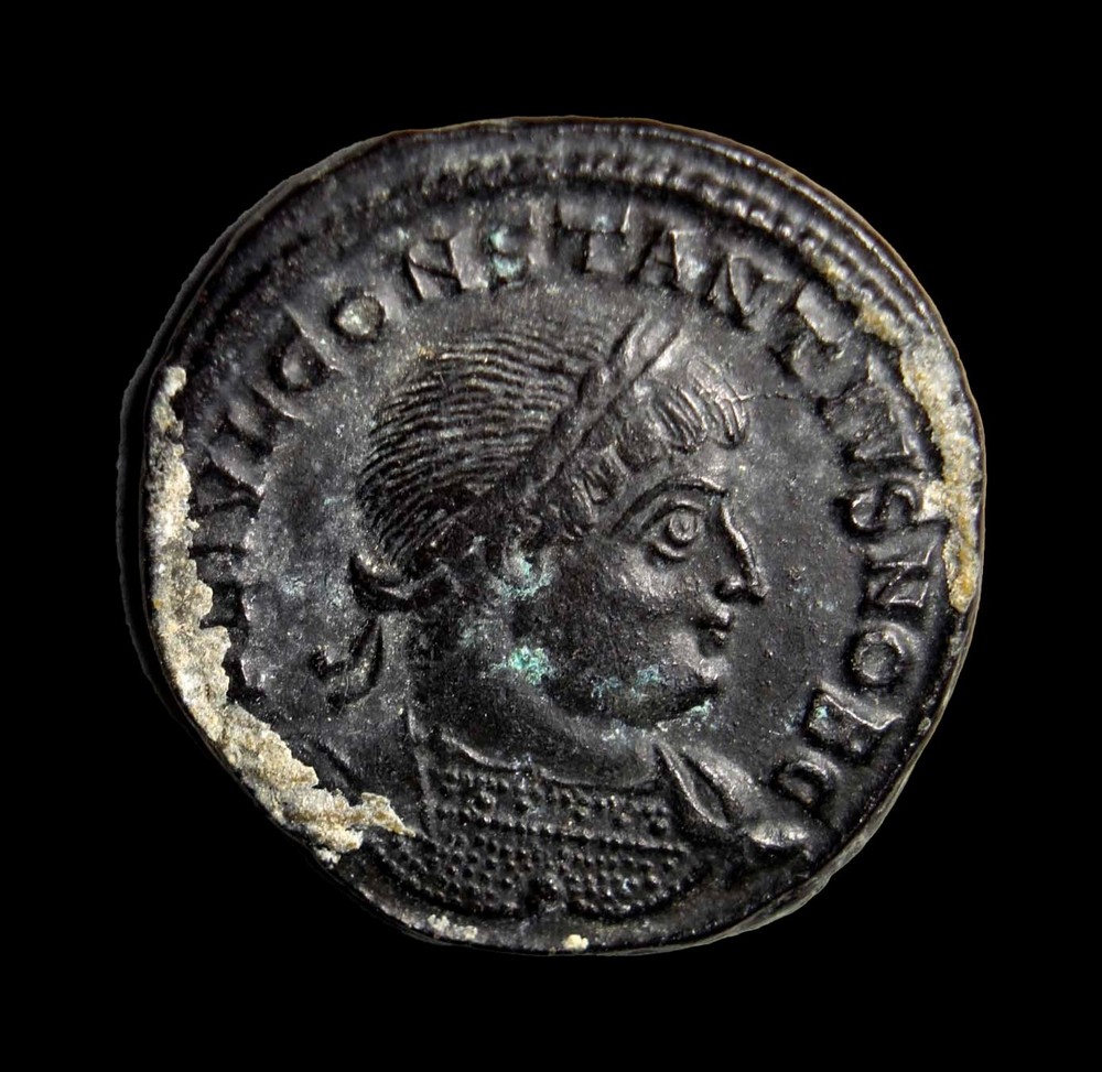 Splendid MS Constantius II as Caesar AD 324-337. Antioch Follis Æ SMANZ Gloria