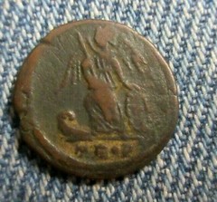 CONSTANTINOPLE CITY COMMEMORATIVE ANCIENT ROMAN COIN, 330-333 AD. ESTATE # 320