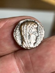 Constantine 1,The Great! “Hand of God” Reverse. Constantinople 337-340 R1172