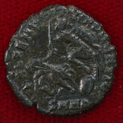Ancient Roman Empire Coin CONSTANTIUS II Roman Soldier Spearing Fallen Horseman