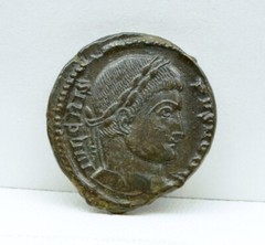 Roman Empire Crispus 323-324 AD AE Follis #KTM10424