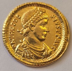 AV Solidus Eastern Roman Empire Theodosius I AD 379-395 Sirmium RIC IX, 13c RRR!