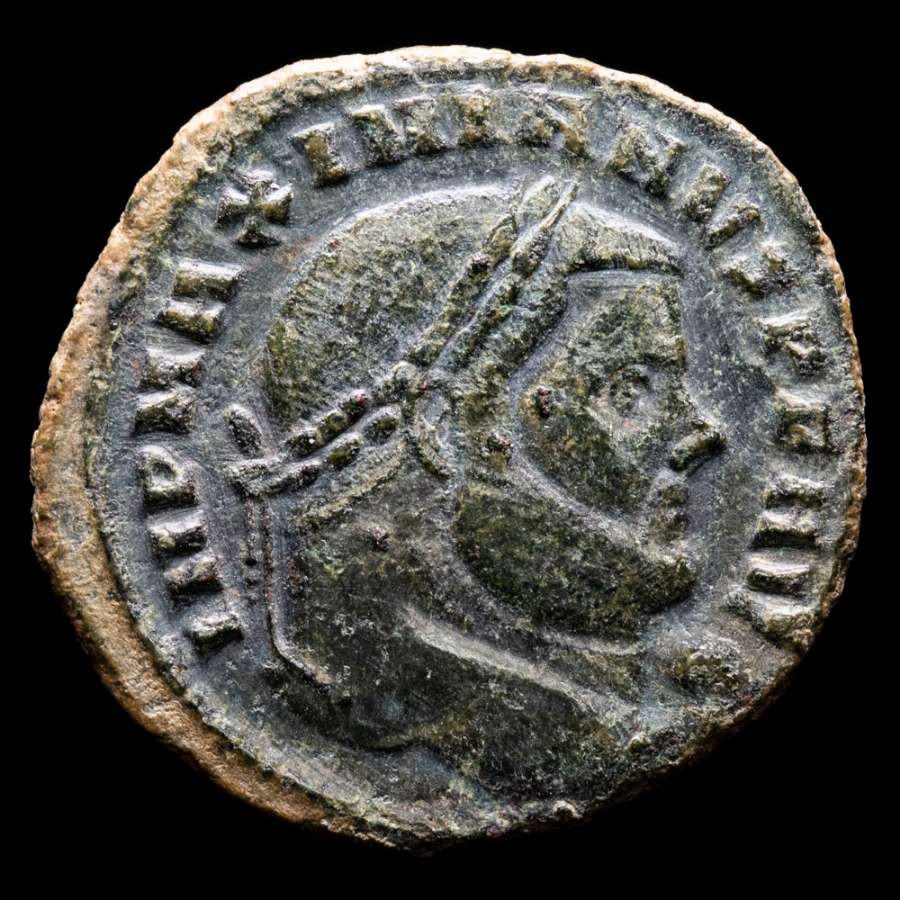 *Lucernae* Maximianus Follis SALVIS AVGG ET CAESS FEL KART / B Carthage 286-305