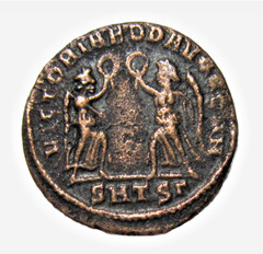CONSTANS, 337-350 AD. AE 3. THESSALONICA MINT. TWO VICTORIES REVERSE.