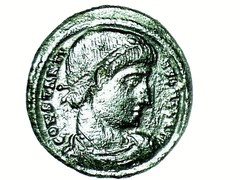CONSTANTINE II 337-361AD. 2 SOLDIERS 2 STANDARDS #19