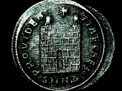 CONSTANTIUS II 324-337AD. CAMP GATE #126