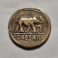 ROMAN REPUBLIC § IMPERATORIAL. Julius Caesar DENARIUS 49-48BC