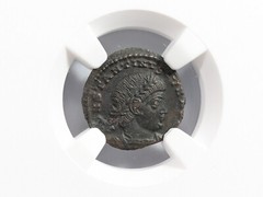 Constantine II Roman Empire AE4 BI Nummus AD 337 NGC Ch AU Soldiers Standards