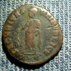 RARE & FINE ANCIENT HELENA ROMAN COIN 324-326 A.D., WIFE OF CONSTANTINE # 294