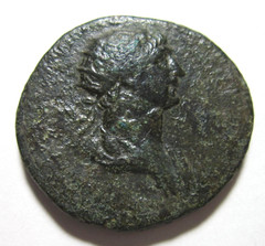 TRAJAN, 98-117 AD. AE DUPONDIUS, ROME MINT, 114-117 AD. TWO TROPHIES REV.