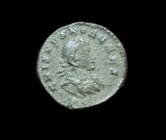 Crispus, Nummus, Sol Invicto