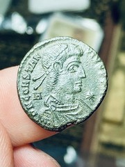 Vetranio for Constantius II AE Centenionalis Siscia AD 350, CONCORDIA MILITVM, ☧