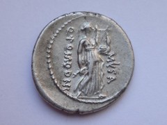 NGC “XF” 5/5-3/5 Q.Pomp. Musa, c.66/56 BC Roman Republic AR Denarius 3.94g/ 20mm