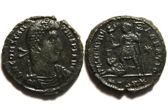 Constantius Victory captive star chi-rho Rare genuine Ancient Roman coin/Superb
