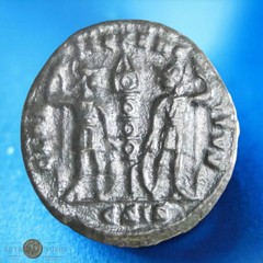 CONSTANTINE II – Centenionalis GLORIA EXERCITVS, Siscia Sear 17333