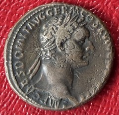 Roman Empire Coin Bronze Ca. 90 AD Emperor Domition Juno Moneta Reverse B25
