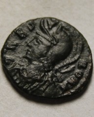 Constantine Rare ancient Roman coin VRBS ROMA Legion soldiers spears standard