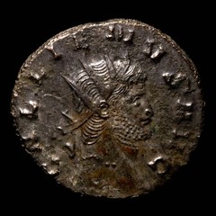 *Lucernae* Gallienus Antoninianus IOVI CONSERVAT – N (563) Rome 266 AD