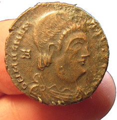 ROMAN MAGNENTIUS BRONZE 348-351AD.TRIER EMPORER ON HORSEBACK SPEARING BARBARIAN.
