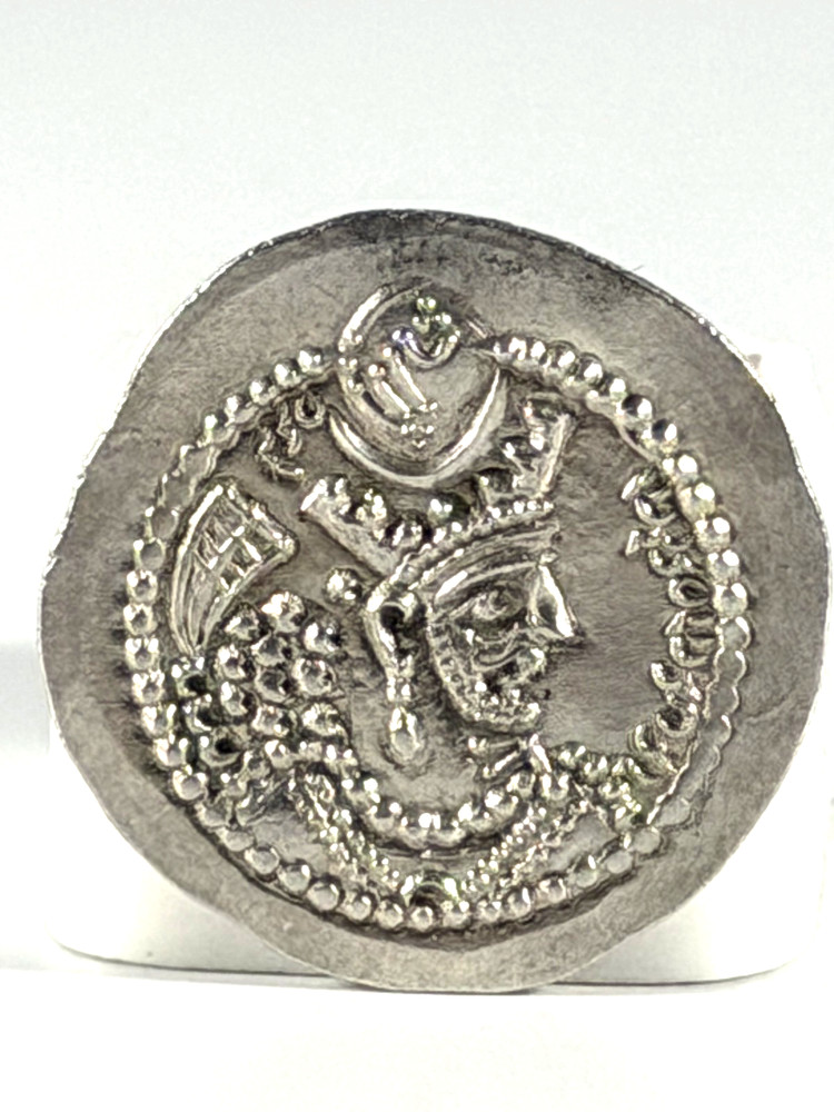 Sassanian Empire Silver Drachm 224 – 651 AD Super clean strike and coin LOTN35