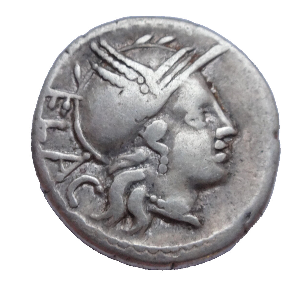 L. Rutilius Flaccus, AR Denarius 77 BC 3.80g/ 19mm 33R