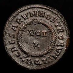*Lucernae* Constantine II Æ Follis VOT X // •AQT• (3209) Aquileia 323-324 A.D.