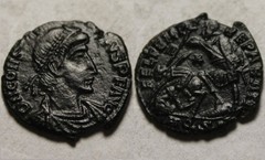 Constantius II spearing enemy horse rider 352AD Rare ancient Roman coin AQUILEIA